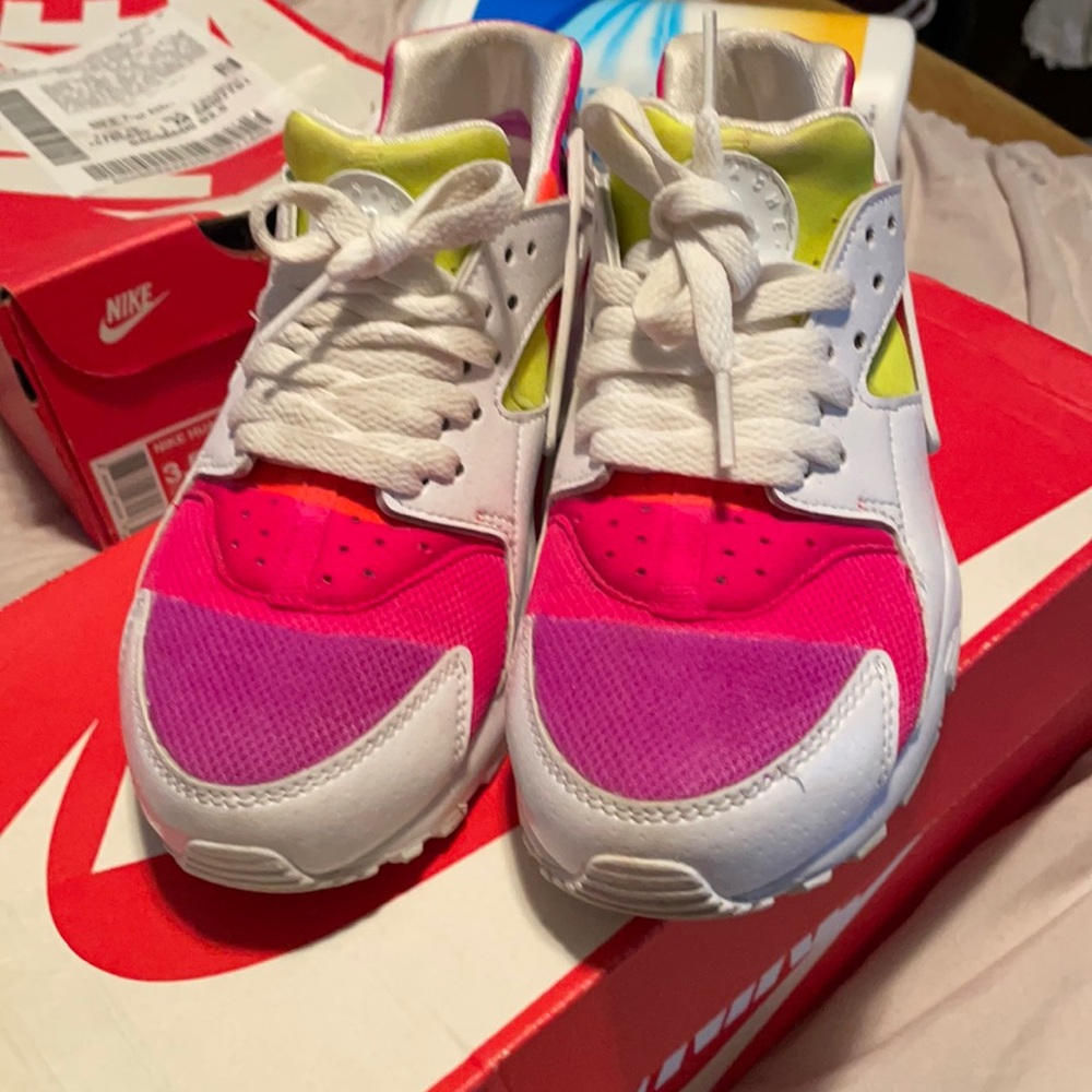 Multicored custom Nike Huarache 4youth